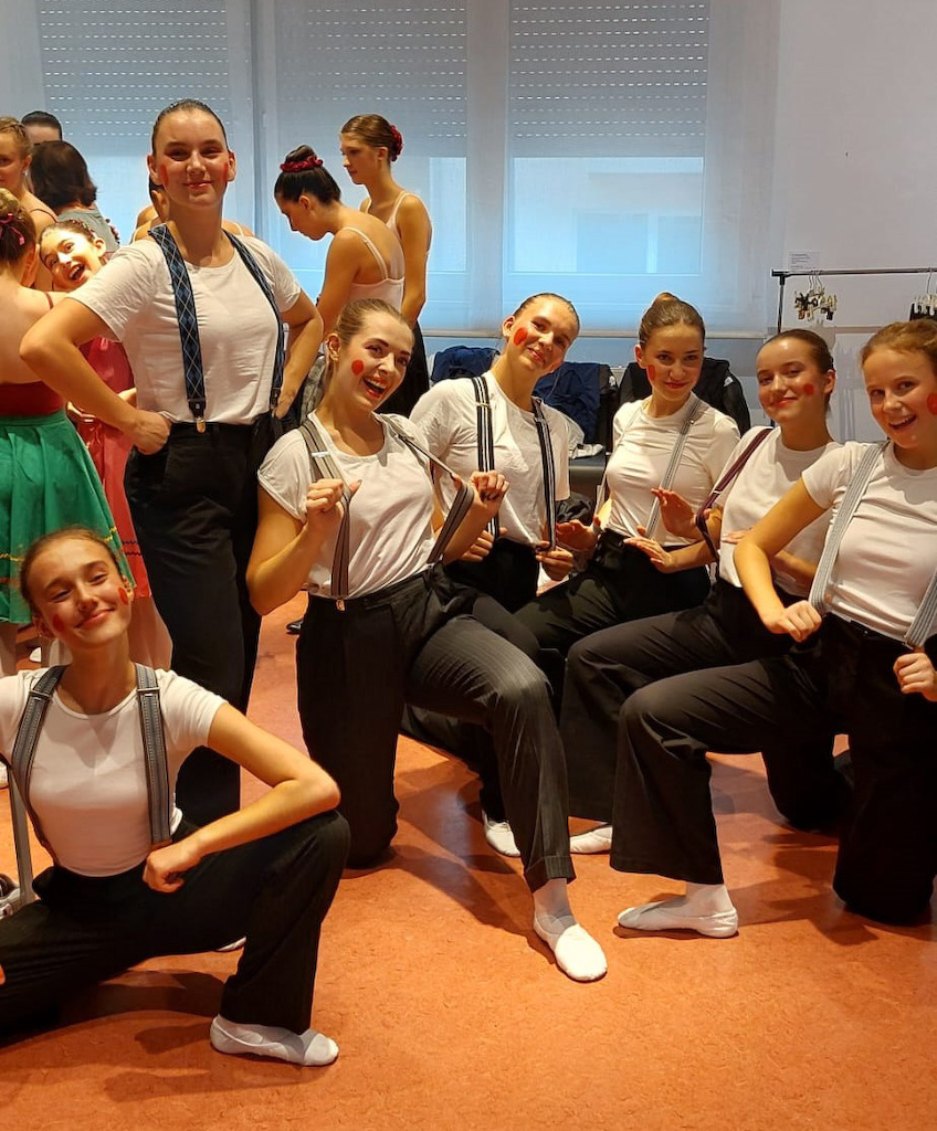 Oberstufe%20Charlie%20Chaplin%20(Cello)10