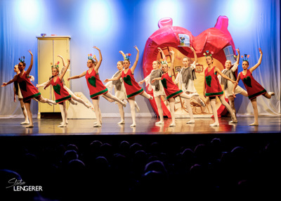 683_Ballett_Weiss_FotoLengerer